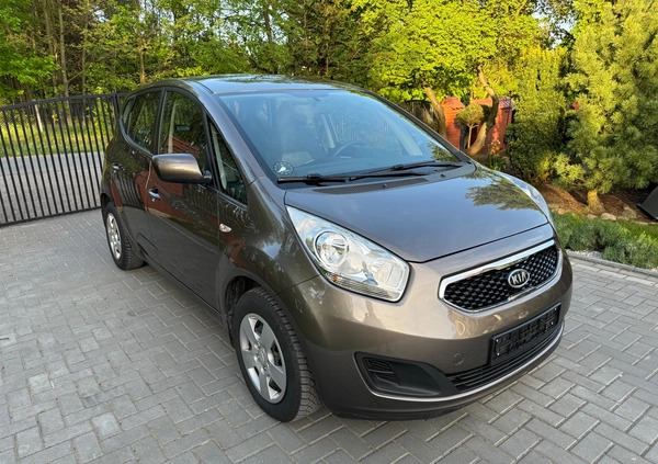Kia Venga cena 25900 przebieg: 194000, rok produkcji 2013 z Czersk małe 326